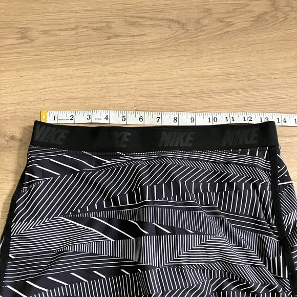 Nike flip print golf skort size XS - Picture 8 of 11